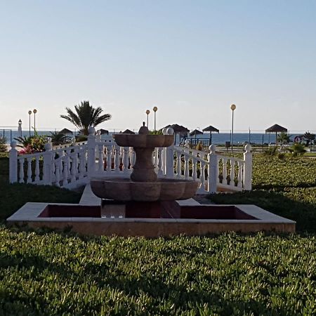Casa Baja Naturista Con Patio En Primera Linea De Playa Con Piscina Comunitaria! Vera Bagian luar foto