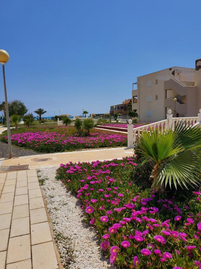 Casa Baja Naturista Con Patio En Primera Linea De Playa Con Piscina Comunitaria! Vera Bagian luar foto