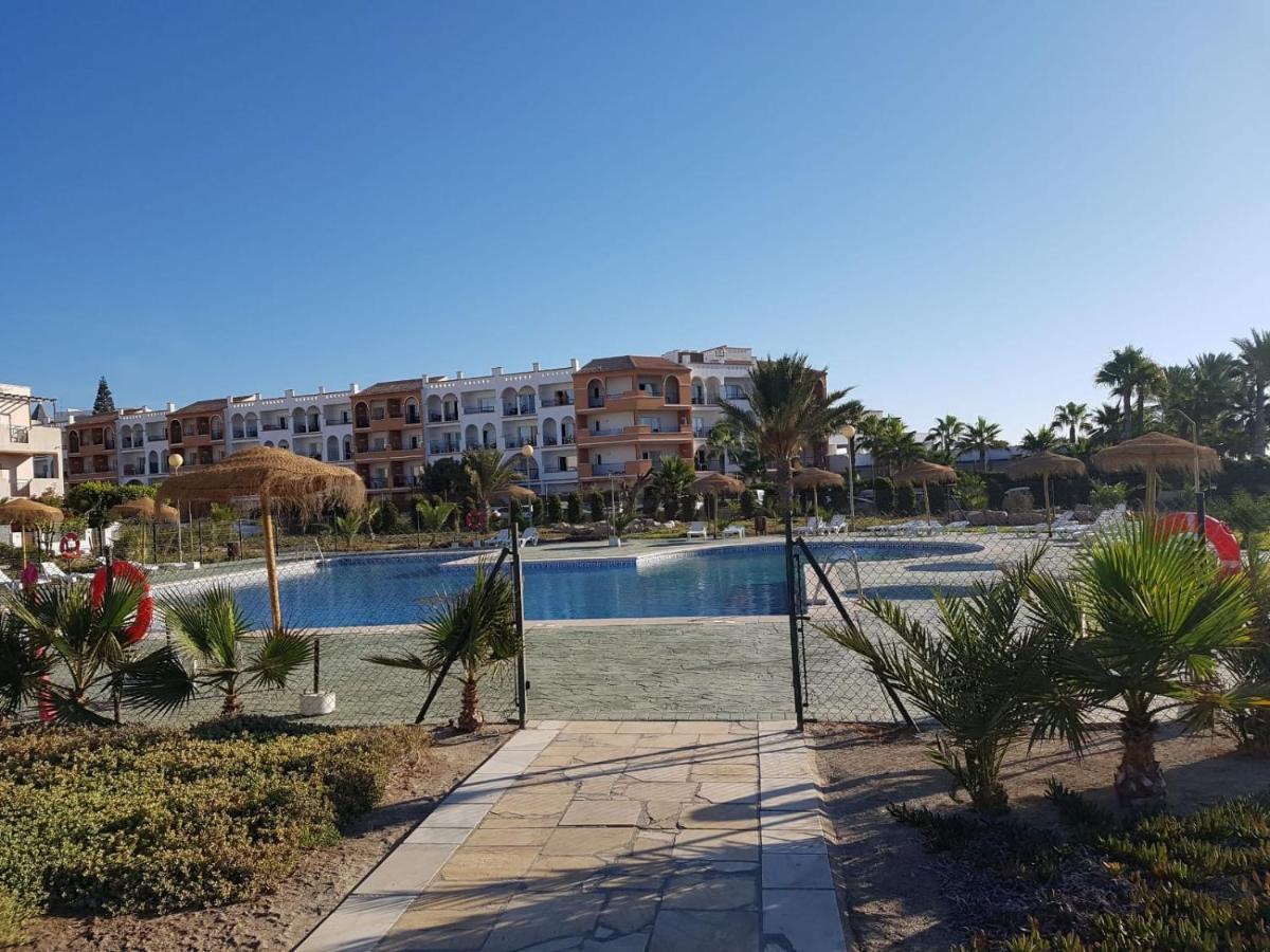 Casa Baja Naturista Con Patio En Primera Linea De Playa Con Piscina Comunitaria! Vera Bagian luar foto