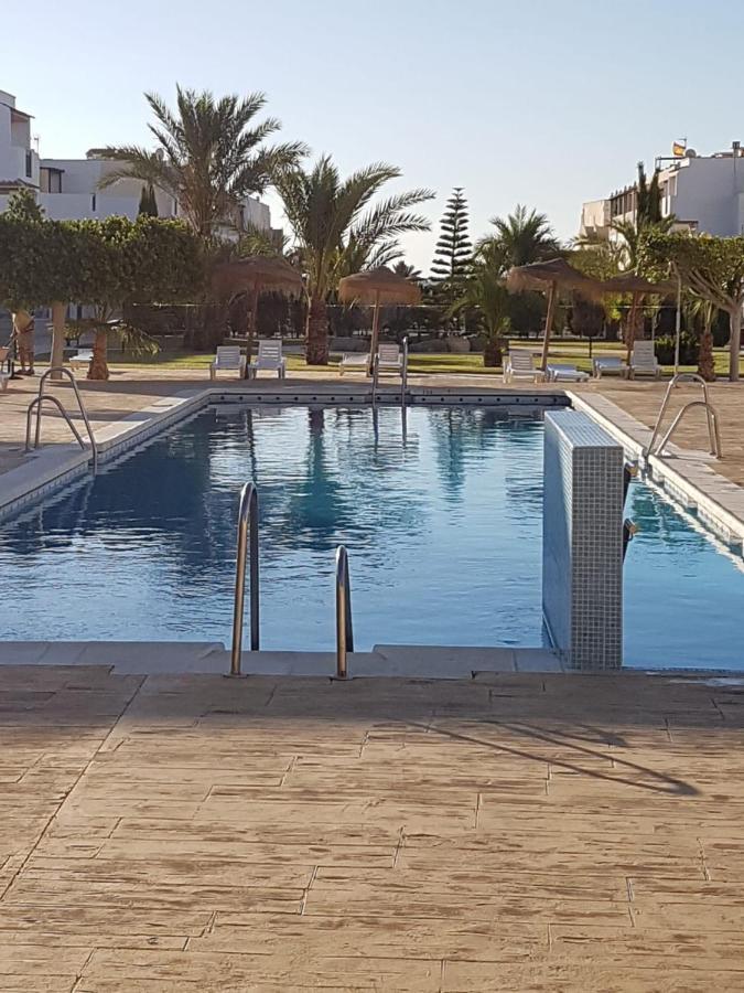 Casa Baja Naturista Con Patio En Primera Linea De Playa Con Piscina Comunitaria! Vera Bagian luar foto