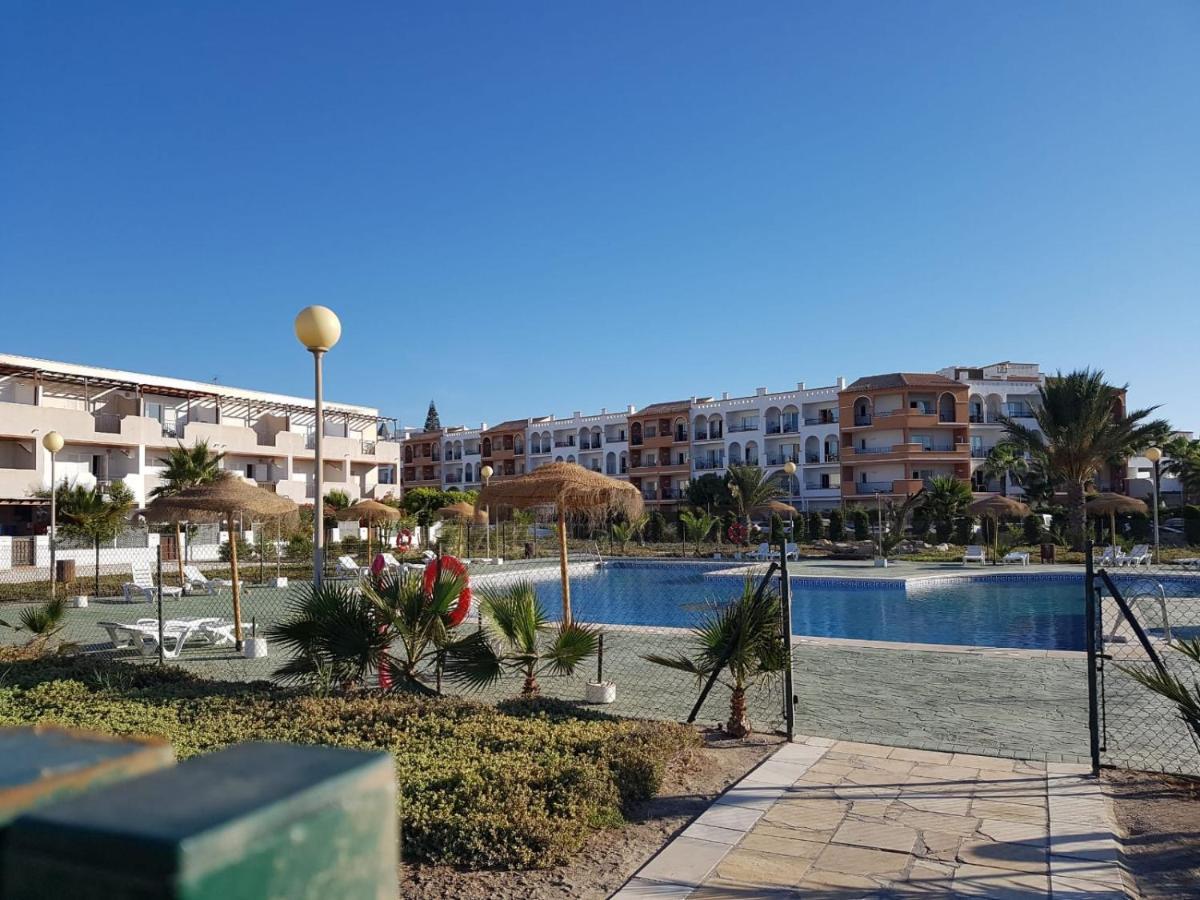 Casa Baja Naturista Con Patio En Primera Linea De Playa Con Piscina Comunitaria! Vera Bagian luar foto