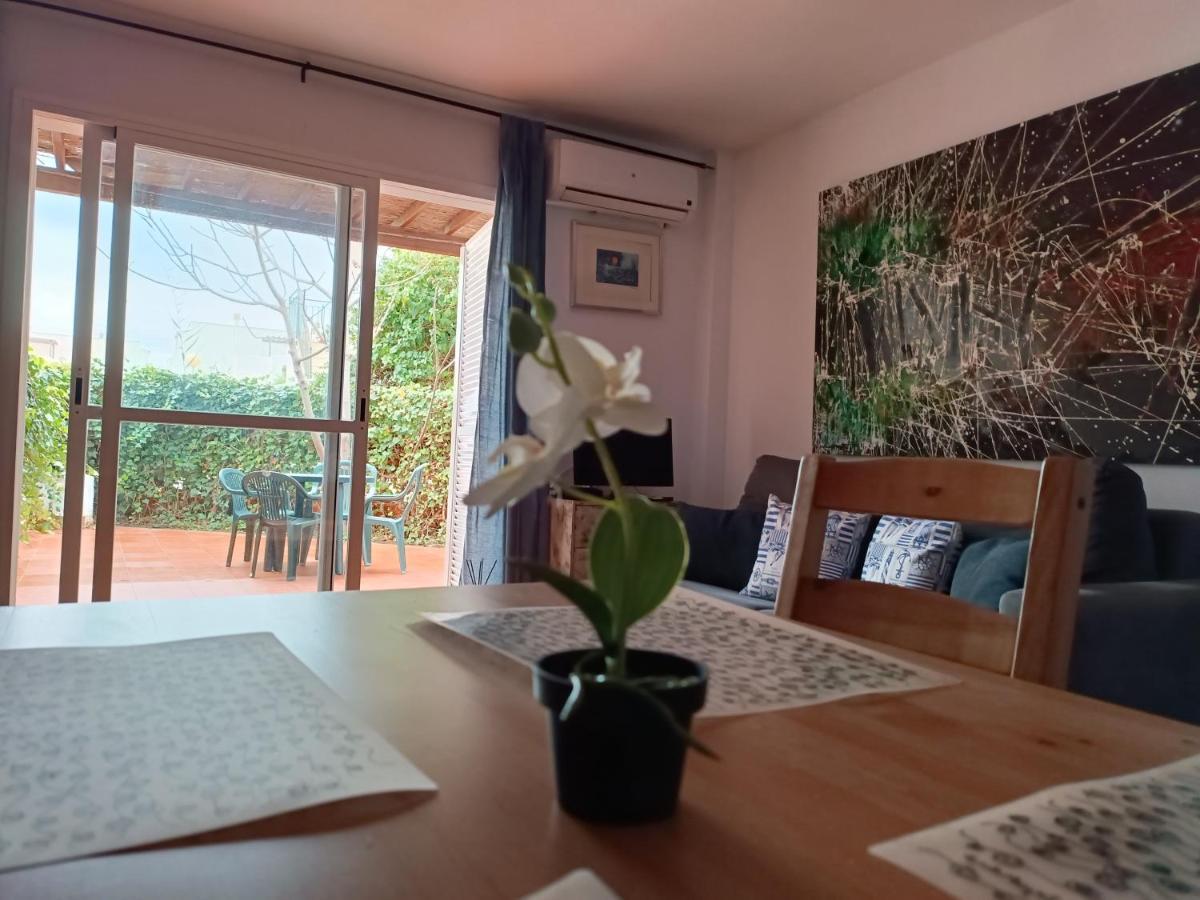 Casa Baja Naturista Con Patio En Primera Linea De Playa Con Piscina Comunitaria! Vera Bagian luar foto